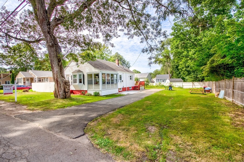 115 Ettrick St, Brockton, MA 02301 - photo 1