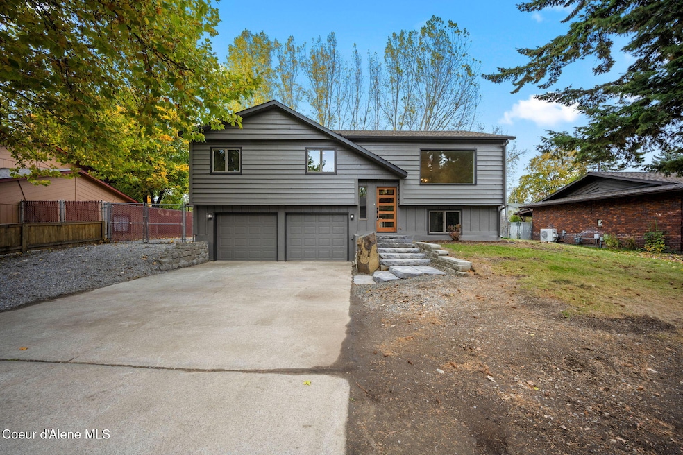 1625 E Tall Timber Loop, Post Falls, ID 83854 - photo 1