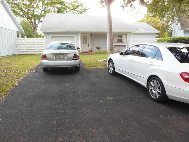 14916 SW 141st Place, Miami, FL 33186 - photo 1