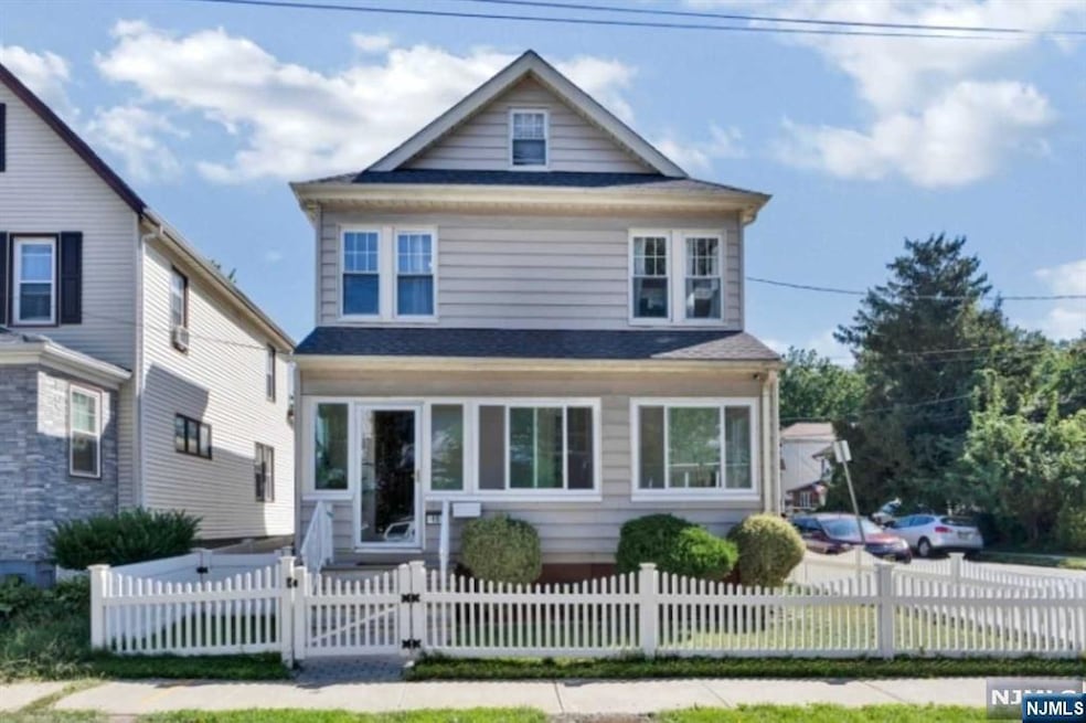 15 Walnut St, Bloomfield, NJ 07003 - photo 1