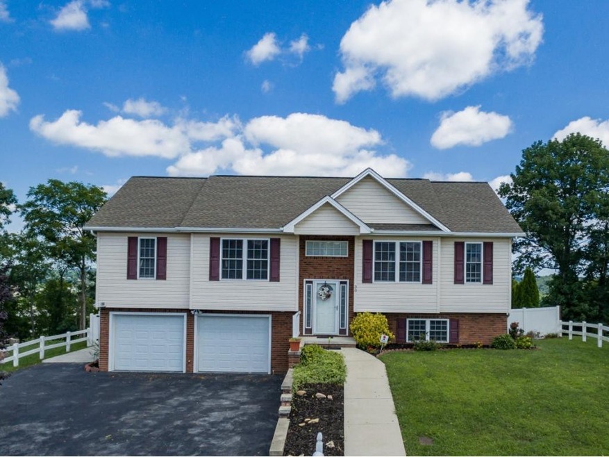 30 Taylor Ridge Ct, Johnson City, TN 37601 - photo 1