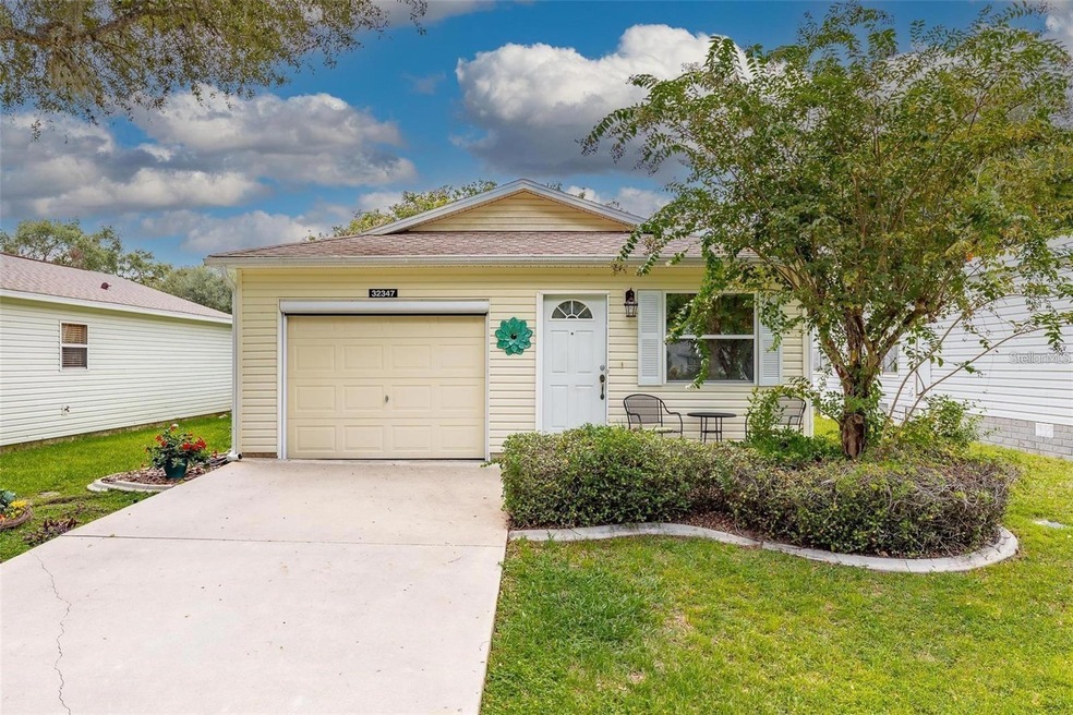 BEAUTIFUL COTTAGE IN PENNBROOKE FAIRWAYS!