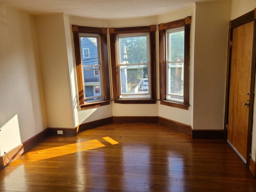 405 Chatham St unit 2, Lynn, MA 01902 - photo 1