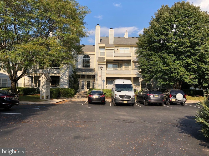 108 Lowell Ct unit 2, Princeton, NJ 08540 - photo 1