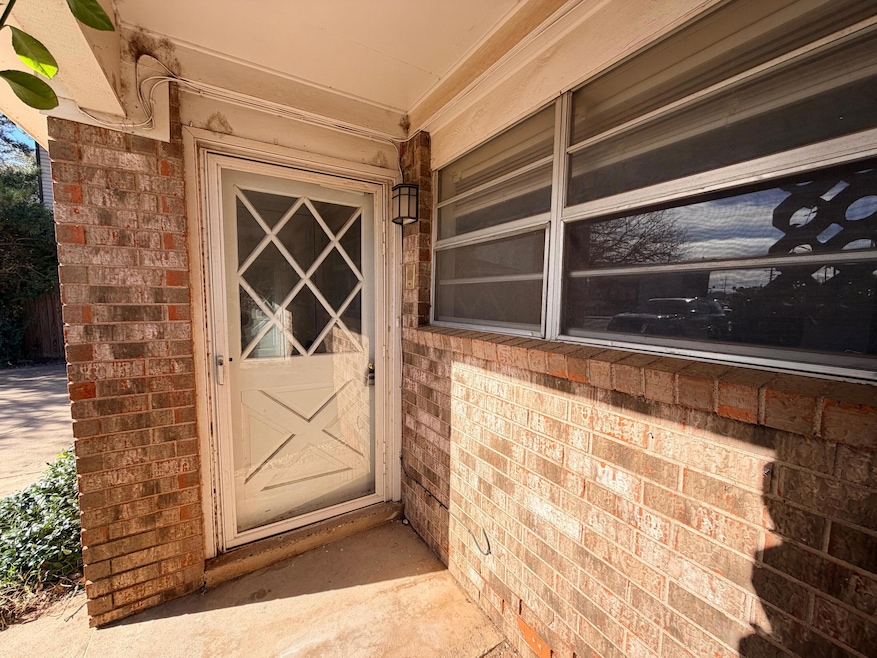 3314 81st St unit B, Lubbock, TX 79423 - photo 1