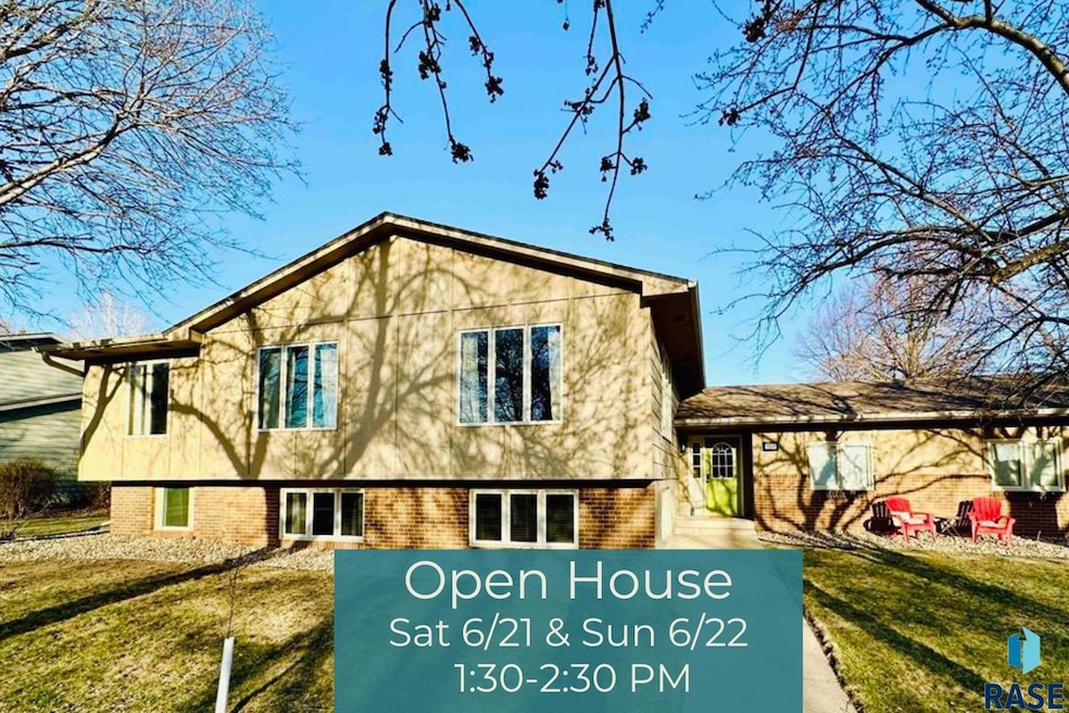 Pending $399,900