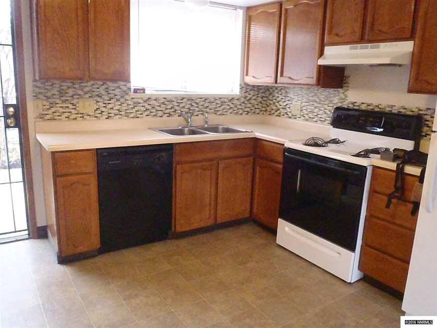 1138 H St, Sparks, NV 89431 - photo 1