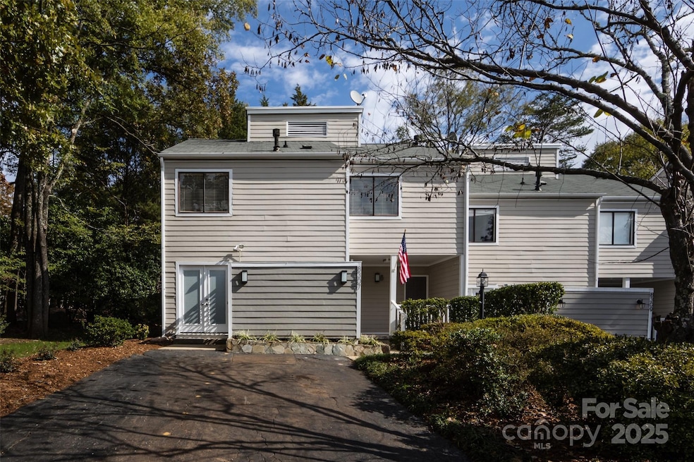 8307 Cricket Lake Dr, Charlotte, NC 28277 - photo 1