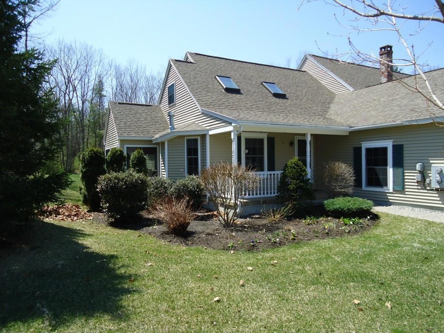 12 Nottingham Ct unit 40, Kennebunk, ME 04043 - photo 1