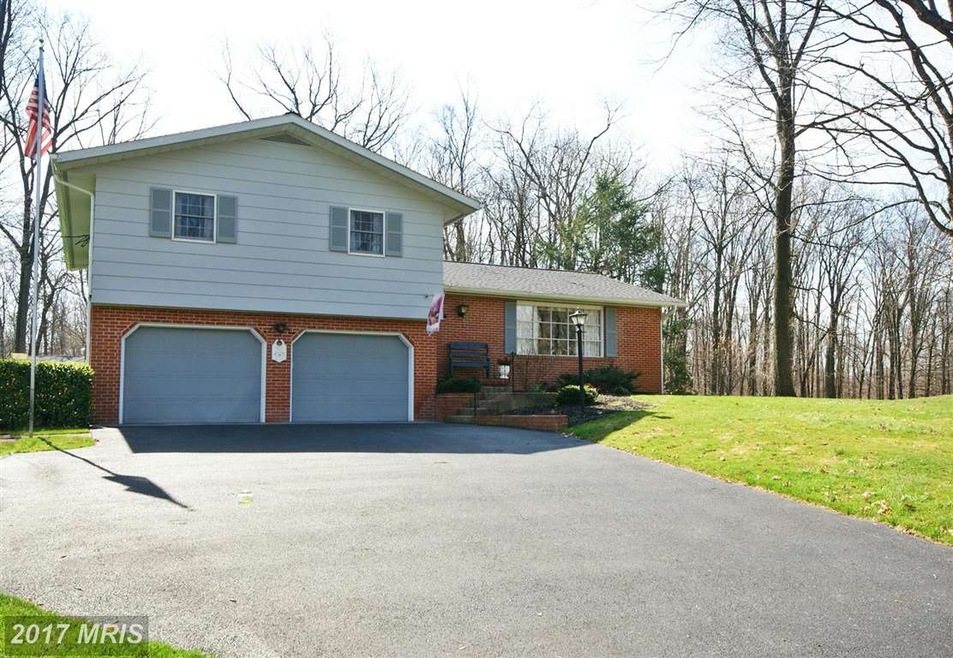 856 Forest Rd, Chambersburg, PA 17202 - photo 1