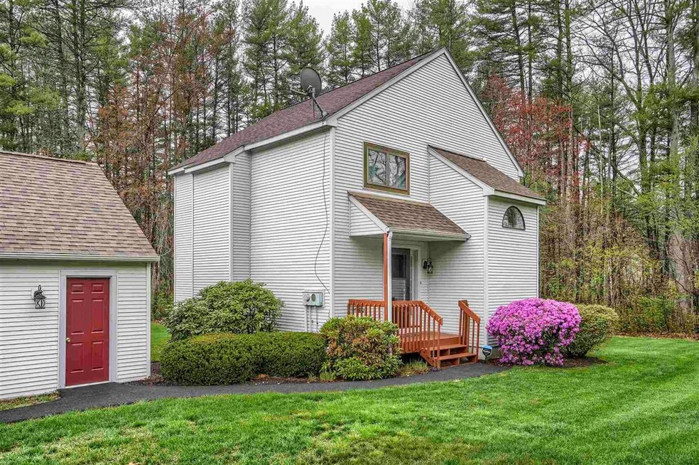 4 Cardinal Ct, MerriMacK, NH 03054 - photo 1