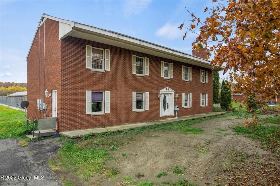 Pending $550,000 • Co-Listing Agent