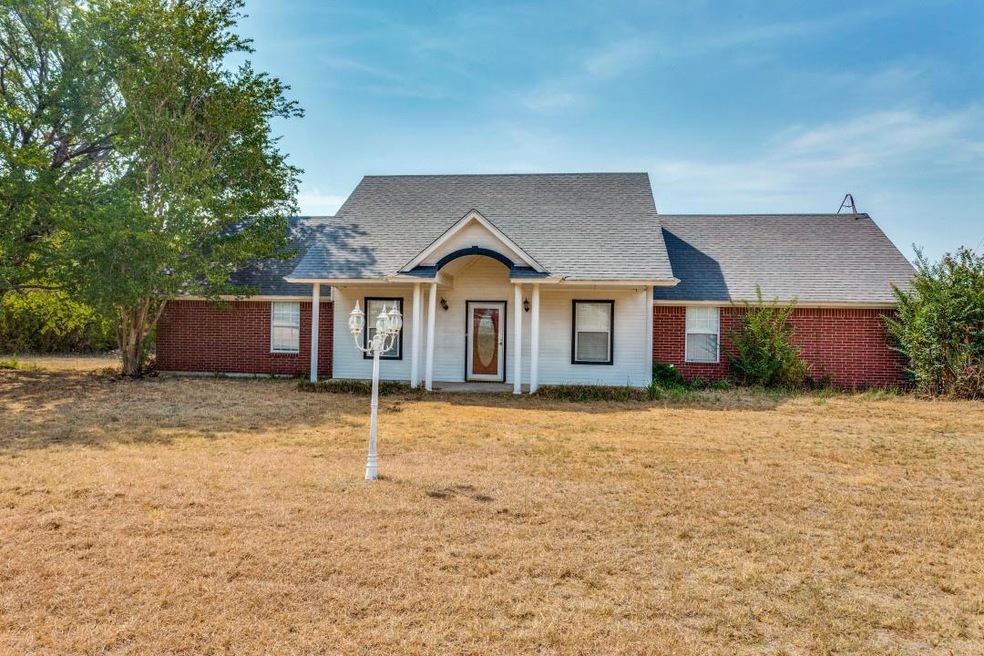 unlisted-address, Springtown, TX 76082 - photo 1