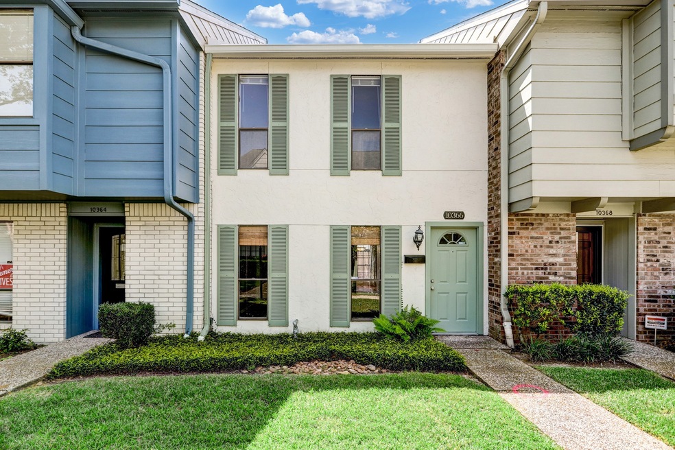 10366 Longmont Dr unit 49/5, Houston, TX 77042 - photo 1