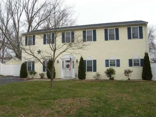 8 James St, Bellingham, MA 02019 - photo 1