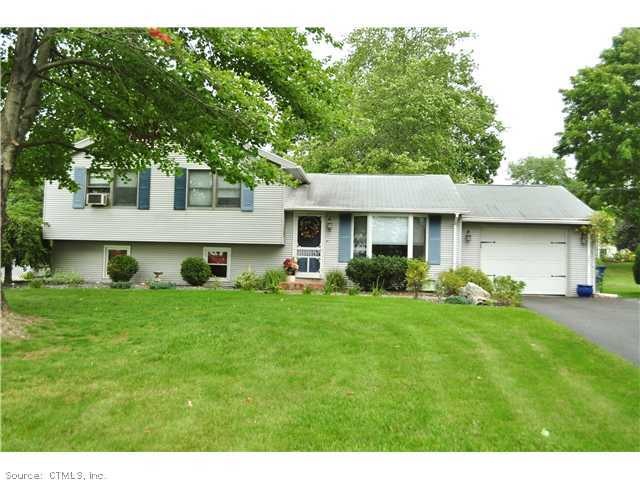 21 Vernwood Dr, Vernon Rockville, CT 06066 - photo 1
