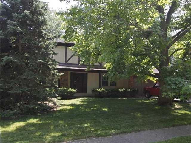 903 Clayton Dr, Worthington, OH 43085 - photo 1