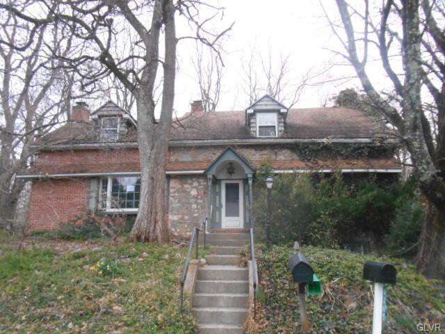 4250 Tank Farm Rd, Emmaus, PA 18049 - photo 1