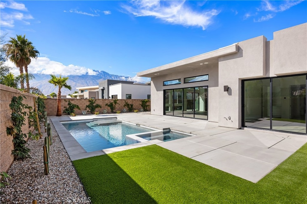 Sold $1,288,000 • Co-Listing Agent