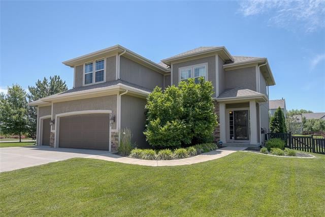 23625 W 92nd Terrace, Lenexa, KS 66227 - photo 1