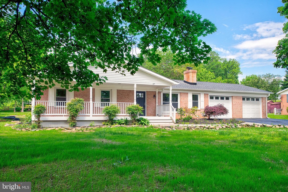 27 Jackson Ave, Round Hill, VA 20141 - photo 1