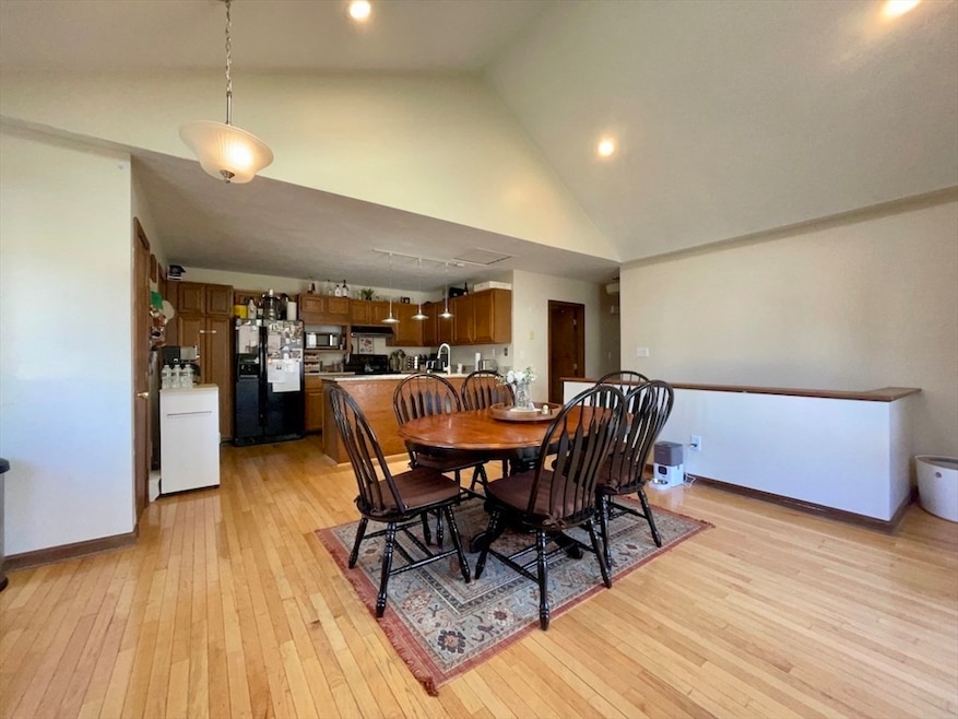 For Rent $2,960/month