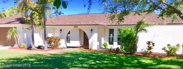 507 Roystonia Palm Dr - Front