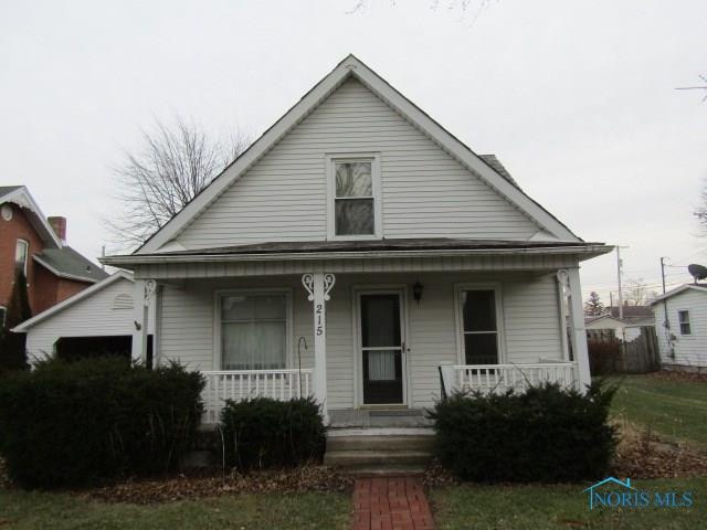 215 N Elm St, Woodville, OH 43469 - photo 1