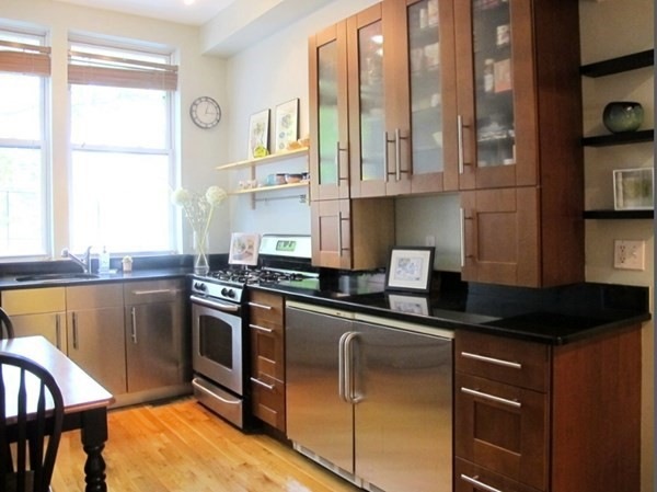 2 Putnam St unit 1, Somerville, MA 02143 - photo 1