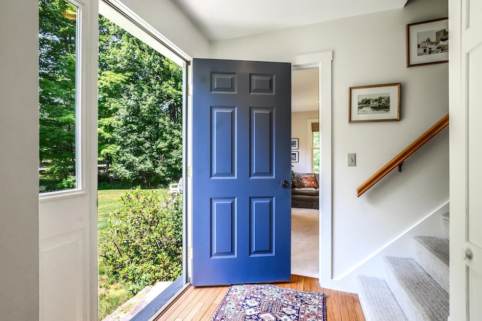 145 Tracy Rd, New London, NH 03257 - photo 1