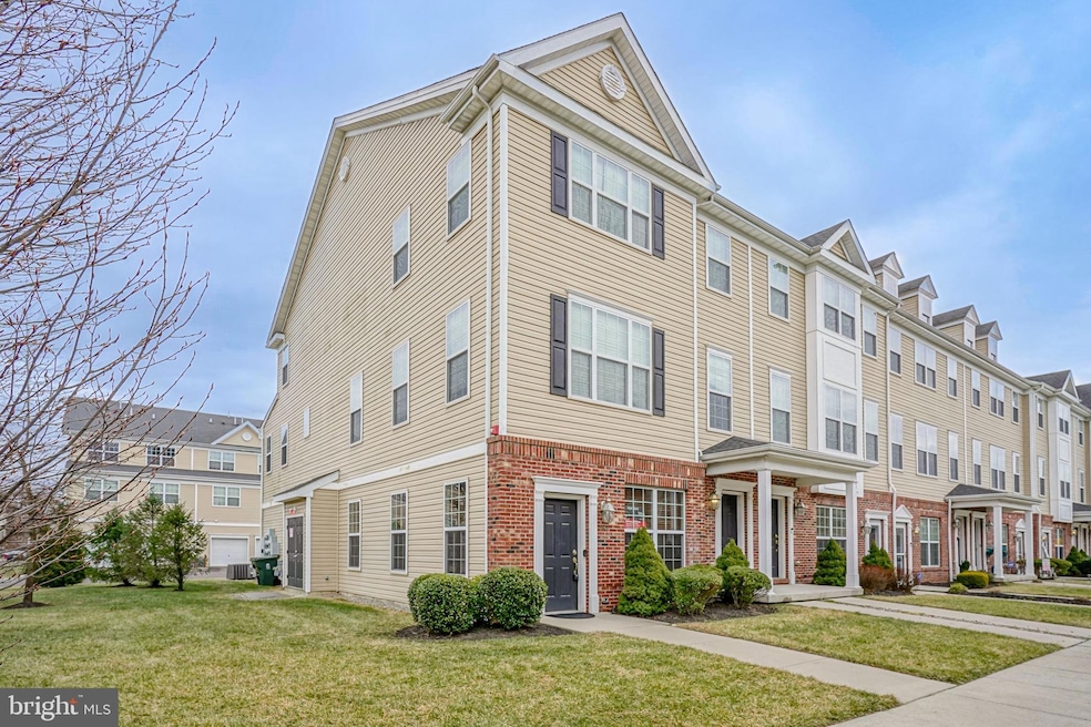 Sold $300,000 • Co-Listing Agent