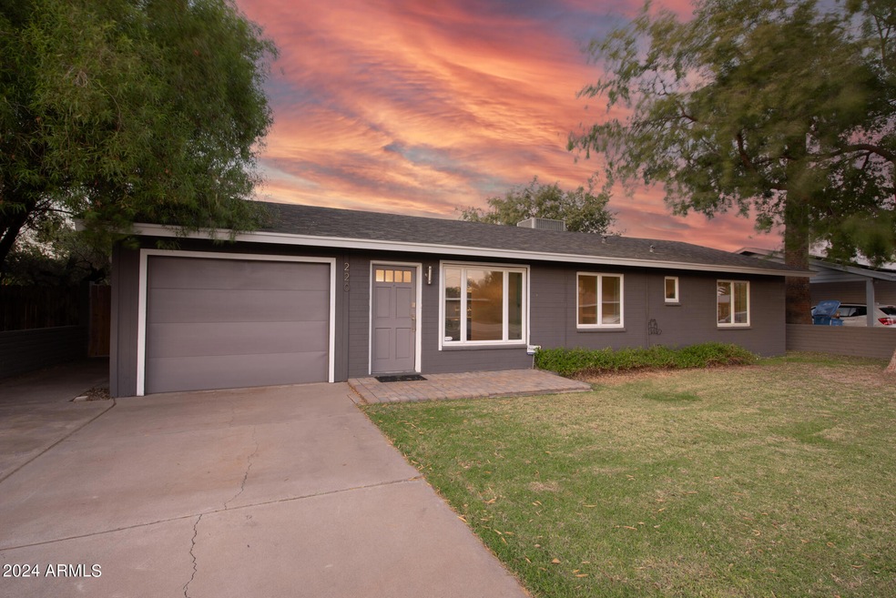 220 E Griswold Road