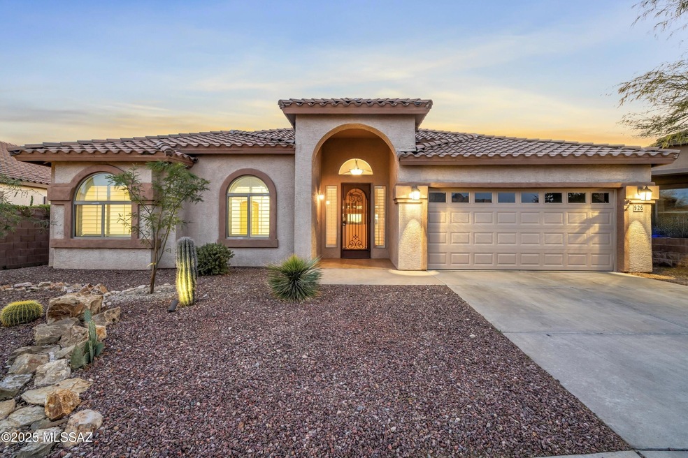 Welcome to 926 E Gibbon River Way