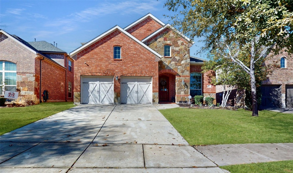 Check out the link to view the 3D virtual tour of 