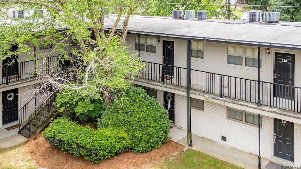 For Rent $1,100/month • Co-Listing Agent