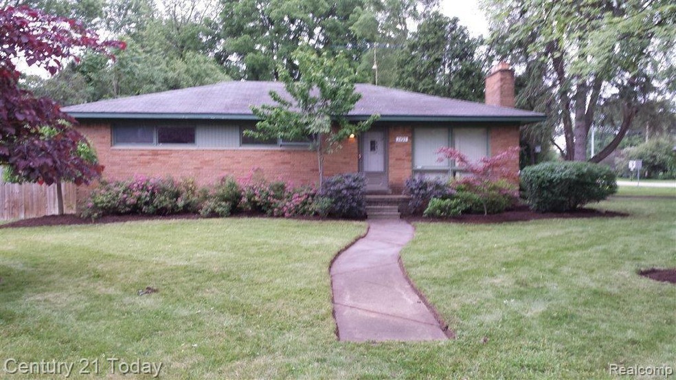3 Bedrooms-1 Bath