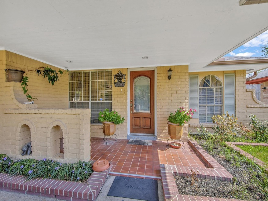 2146 Bunzel St, Houston, TX 77088 - photo 1