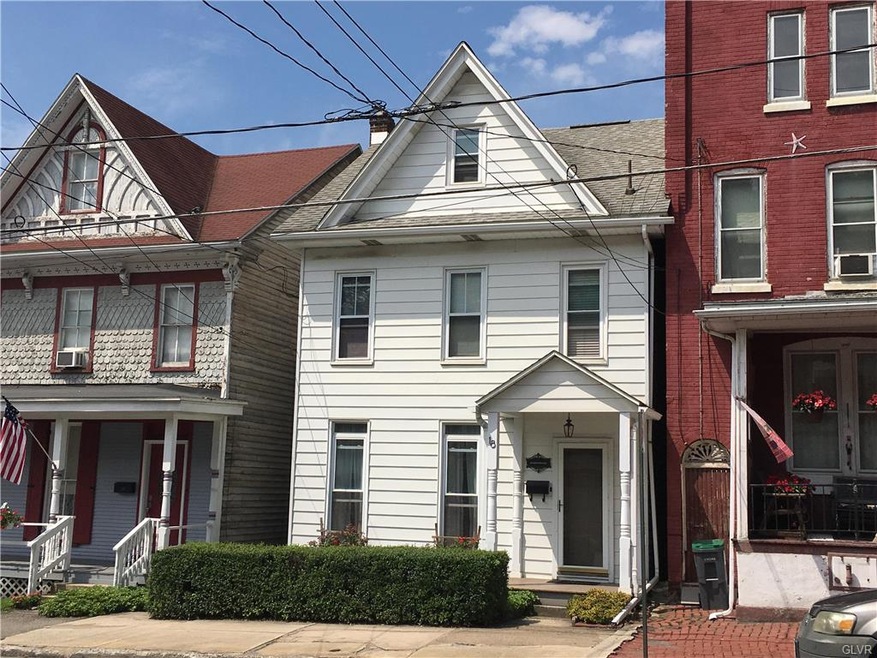 18 N Greenwood St, Tamaqua, PA 18252 - photo 1