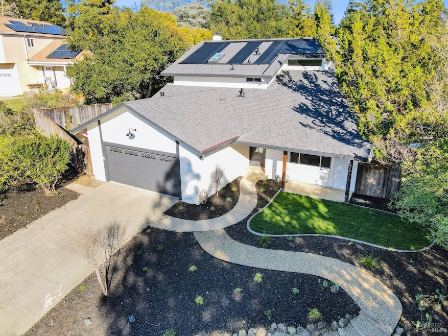 Under Contract $1,595,000