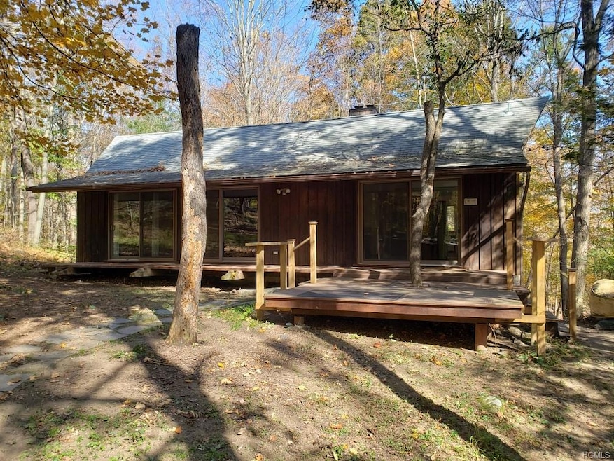 540 Pudding St, Carmel, NY 10512 - photo 1