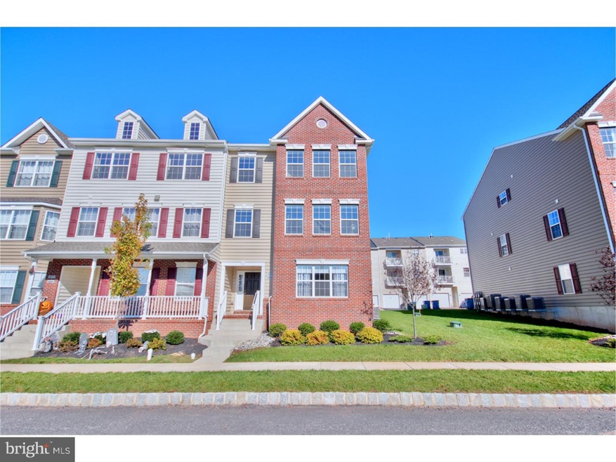 3024 Goshen Dr, Pennsburg, PA 18073 - photo 1