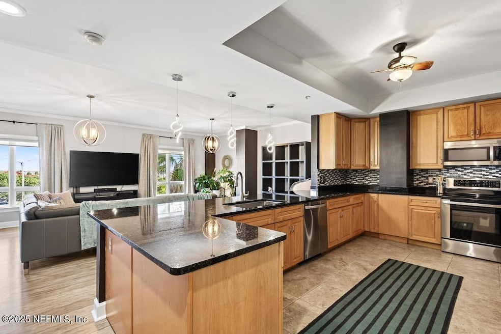 525 3rd St N unit 413, Jacksonville Beach, FL 32250 - photo 1