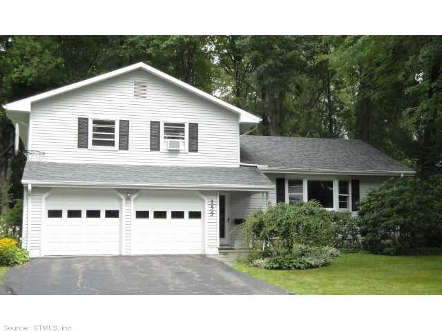 Exterior Front. Welcome to 155 West Ridge Drive lo