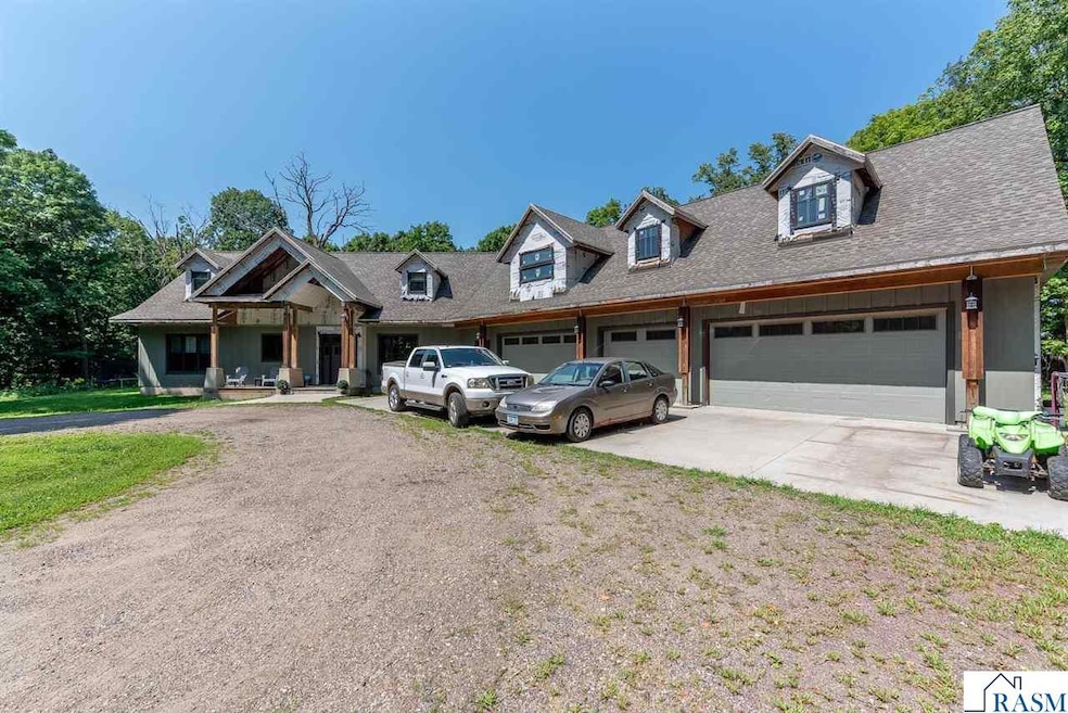 41400 N Ridge Acres, New Ulm, MN 56073 - photo 1