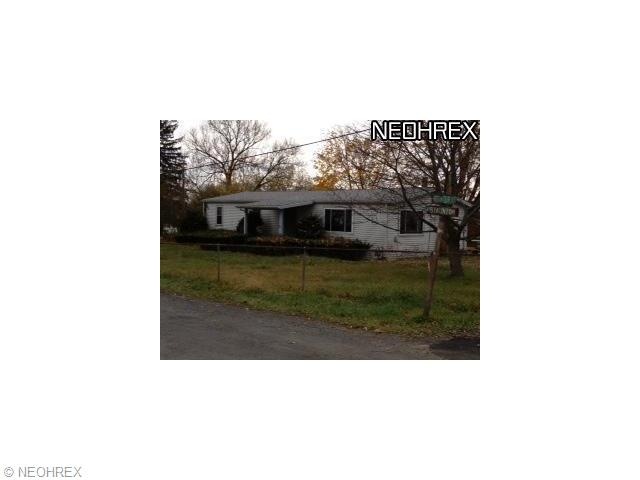 16595 Staunton Ave, East Liverpool, OH 43920 - photo 1