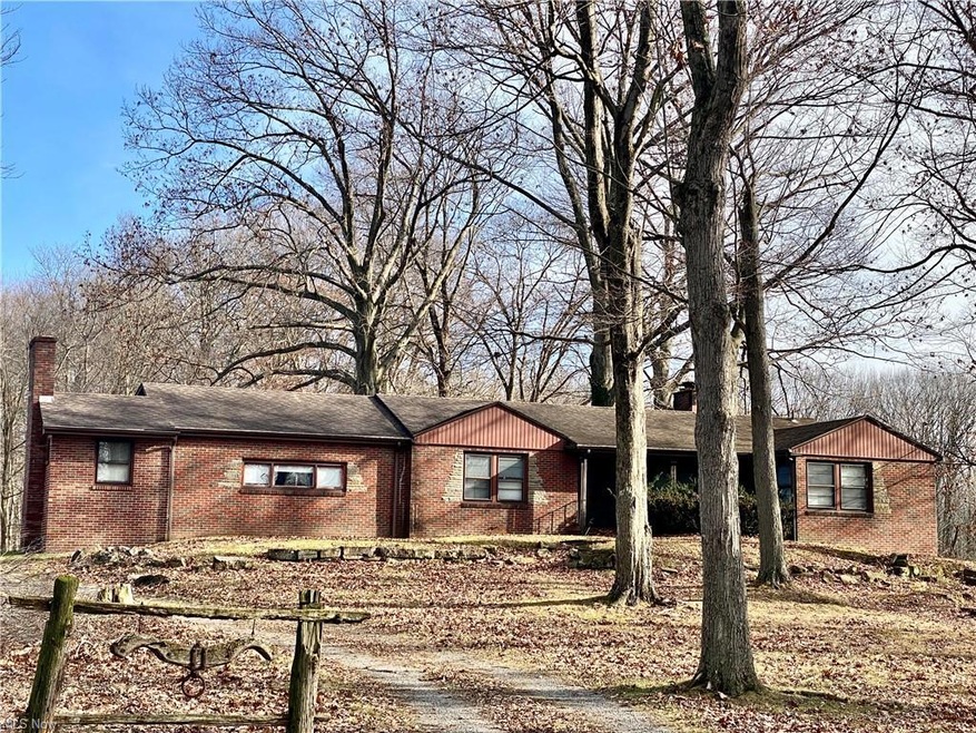 9273 Sharrott Rd, Youngstown, OH 44514 Recently Sold