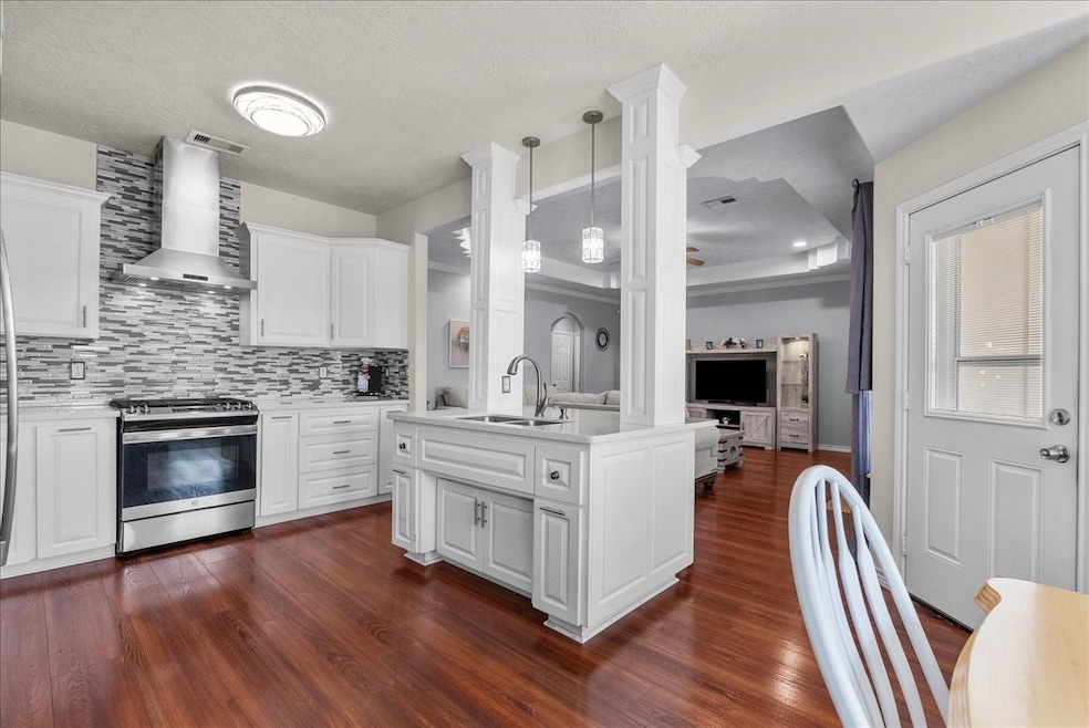 Welcome to 2817 32nd Ave N