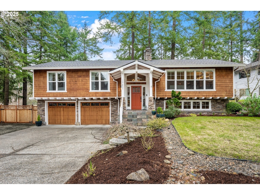 17401 Tree Top Ln, Lake Oswego, OR 97034 - photo 1