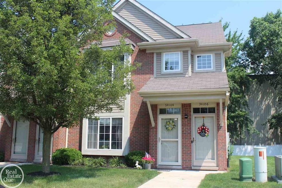 34106 Utica Rd unit 32, Fraser, MI 48026 - photo 1