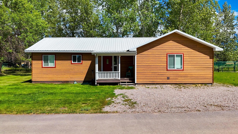228 4th Ave SE, Ronan, MT 59864 - photo 1